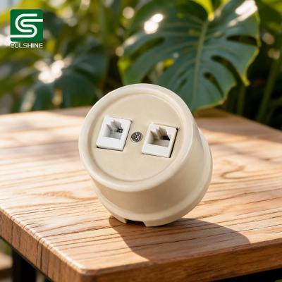 Chine OEM Vintage Ceramic RJ45 RJ11 Wall Socket with Retro Porcelain Faceplate for Ethernet Network and Telephone Connections Fabricant