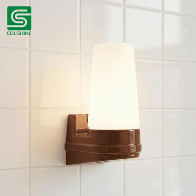 Chine OEM Durable Ceramic Sauna Light Fixture Designed for Warm, Relaxing and Moisture-Prone Sauna Environments Fabricant